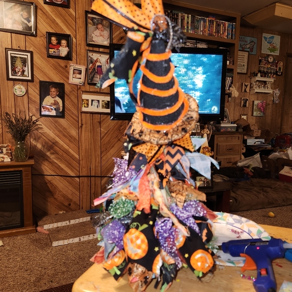 Fall Decor and Custom made Gnomes. - Picture 9 of 16